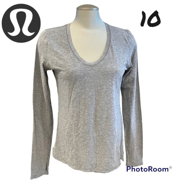 lululemon athletica Tops - Lululemon long sleeve tshirt size 10 gray thin, breathable with thumb holes